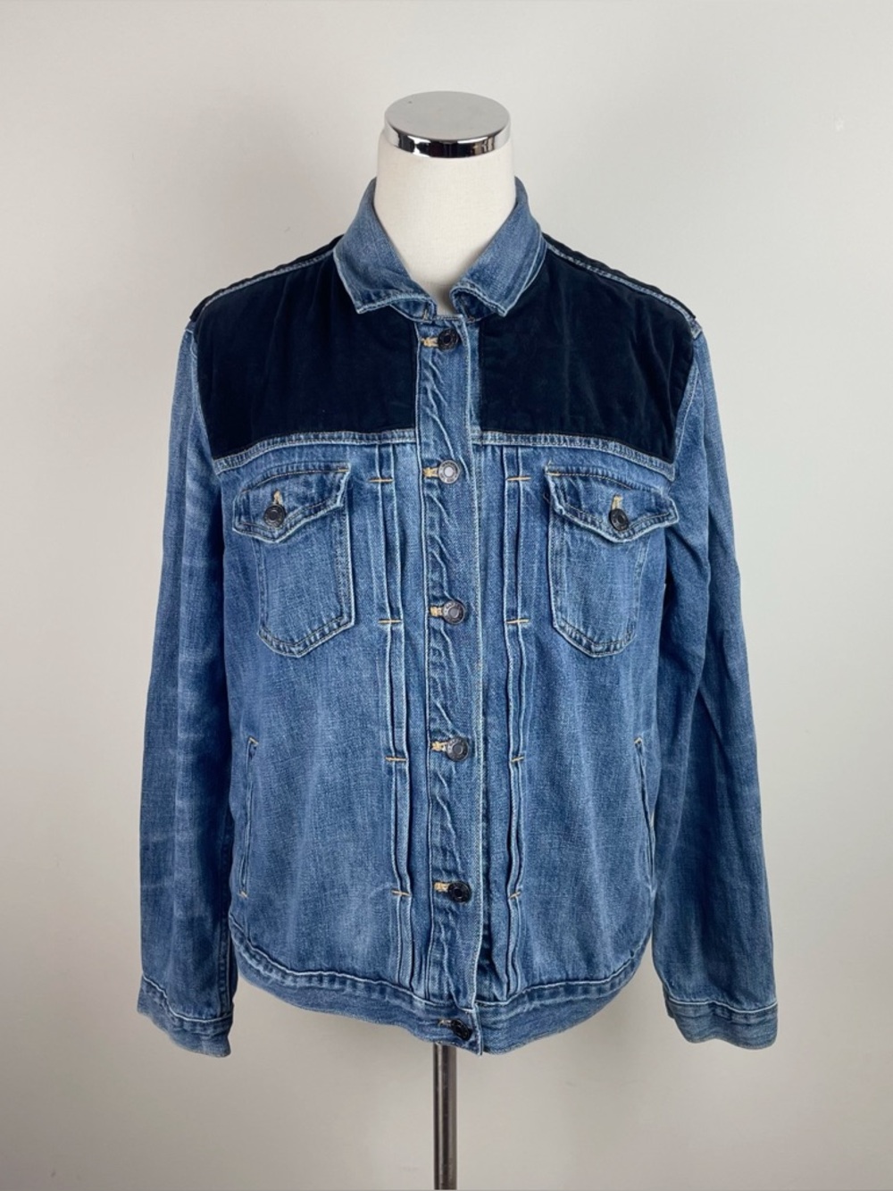 Gap Blue Denim Jean Jacket Black Velvet Trim Women XL Extra Large Casual